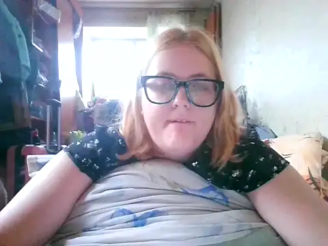 DesireMelissa online show from 10, 10, 2025