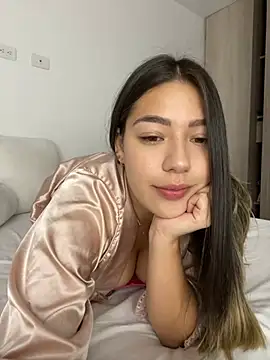 Latina vanessa online show from 14, 12, 2024