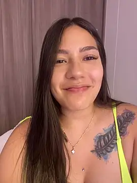 Latina vanessa online show from 11, 1, 2025