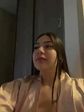 Latina vanessa online show from 10, 2, 2026