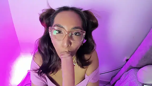 Leticia brownn1 online show from 20, 5, 2026