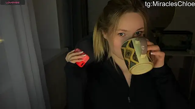 Snapshot of ChloeMillerMeow chatting on 16, 7, 2026 ChloeMillerMeow online show from 16, 7, 2026