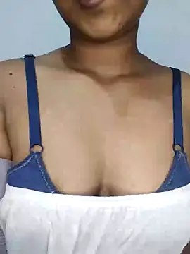 Snapshot of ASHUGIRL_JAY chatting on 8, 2, 2025 ASHUGIRL JAY online show from 8, 2, 2025