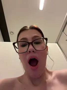 RinaCat online show from 27, 2, 2025