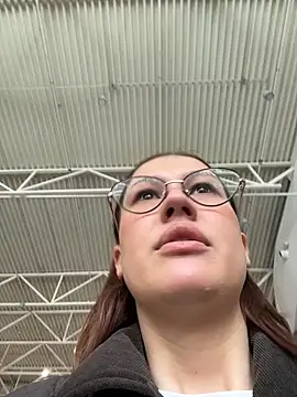 RinaCat online show from 11, 4, 2026