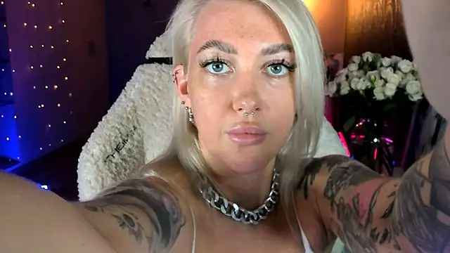 Snapshot of tykioty_Miley chatting on 3, 7, 2026 tykioty Miley online show from 3, 7, 2026