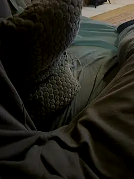 Snapshot of AreiasTuga chatting on 6, 11, 2025 AreiasTuga online show from 6, 11, 2025