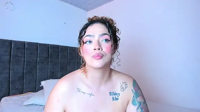 Snapshot of KayllaEvanss_ chatting on 1, 5, 2026 KayllaEvanss online show from 1, 5, 2026