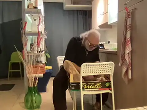 EroticVenetian online show from 7, 3, 2025