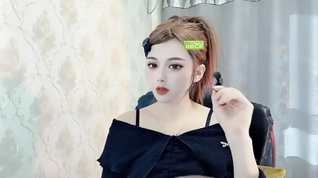 Snapshot of VIWVI chatting on 27, 12, 2024 VIWVI online show from 27, 12, 2024