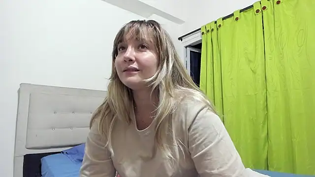 Snapshot of katy_pp chatting on 18, 11, 2025 katy pp online show from 18, 11, 2025