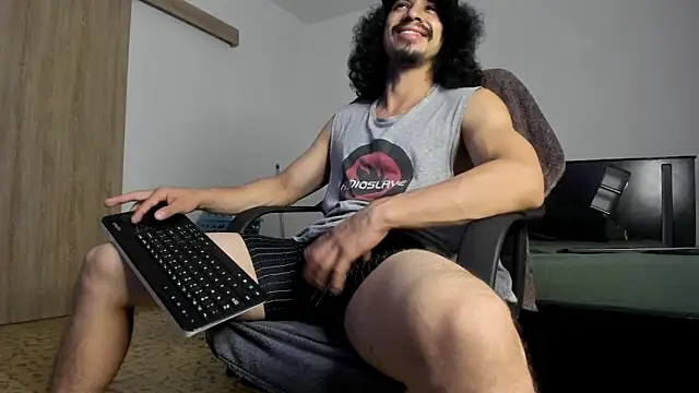 Snapshot of TristanWoods chatting on 1, 6, 2026 TristanWoods online show from 1, 6, 2026
