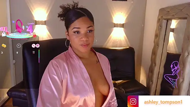 Snapshot of ashley_Tompson1 chatting on 11, 3, 2025 ashley Tompson1 online show from 11, 3, 2025