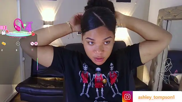 Snapshot of ashley_Tompson1 chatting on 13, 3, 2025 ashley Tompson1 online show from 13, 3, 2025