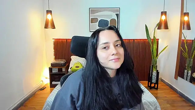 KatherineBond online show from 24, 11, 2025