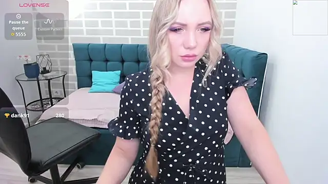 EvaMoran online show from 8, 6, 2026