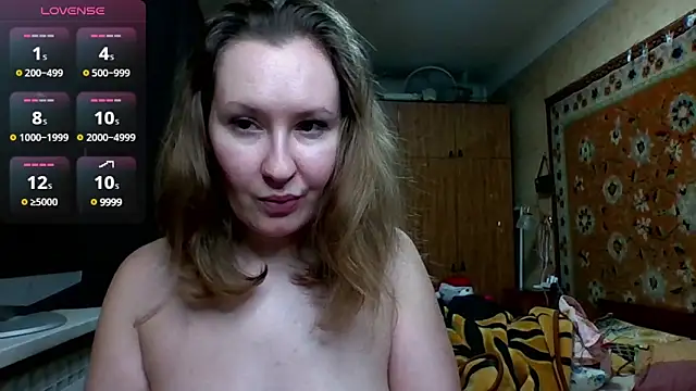 Snapshot of AnnaXLovers chatting on 5, 3, 2025 AnnaXLovers online show from 5, 3, 2025