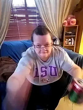 Bayou Woman68 online show from 17, 12, 2025