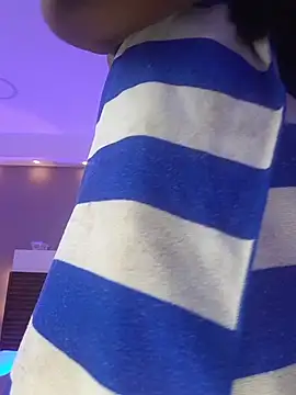 Adelehottman online show from 18, 4, 2026