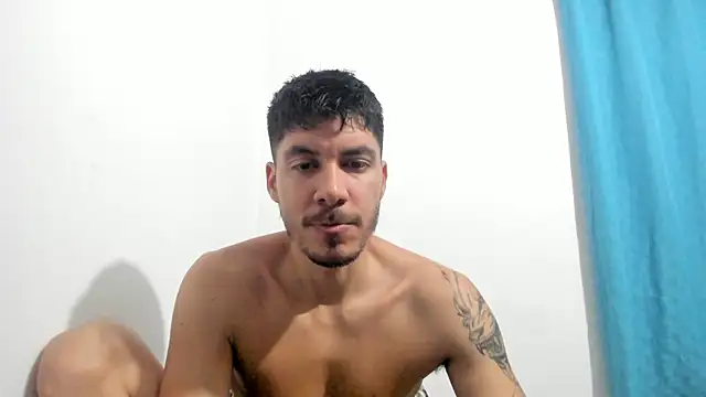 Snapshot of daniel_sexy777 chatting on 24, 7, 2026 daniel sexy777 online show from 24, 7, 2026