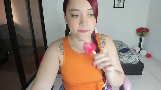 Snapshot of julinee_smithh chatting on 24, 10, 2025 julinee smithh online show from 24, 10, 2025