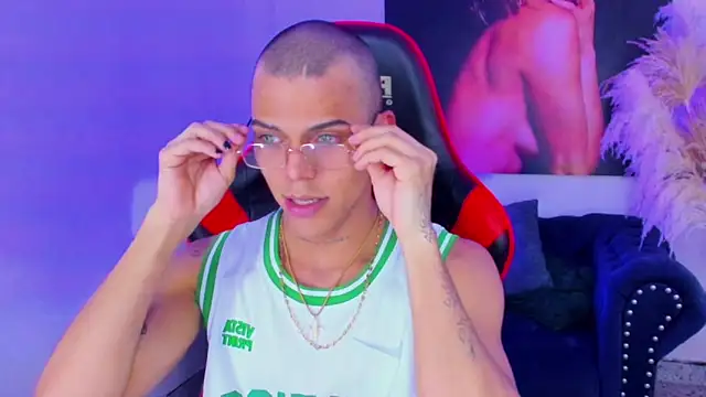 visaelX online show from 18, 1, 2025