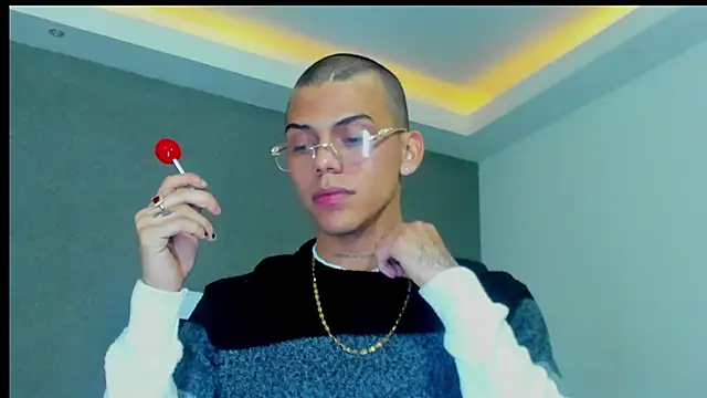 visaelX online show from 20, 1, 2025