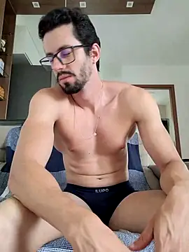 Snapshot of Diegosob8720 chatting on 8, 3, 2025 Diegosob8720 online show from 8, 3, 2025