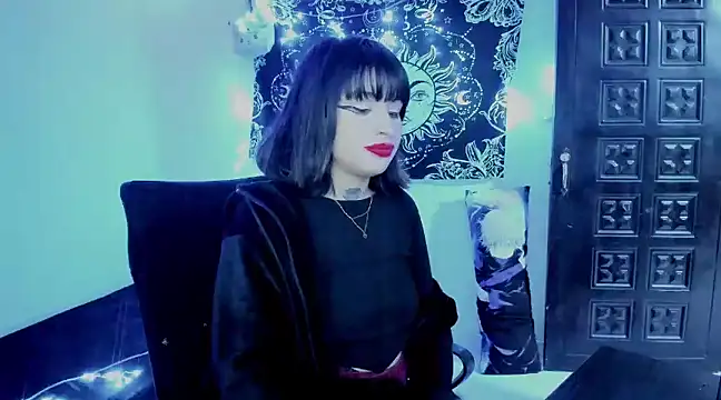 Snapshot of Venushexivu616 chatting on 2, 1, 2025 Venushexivu616 online show from 2, 1, 2025