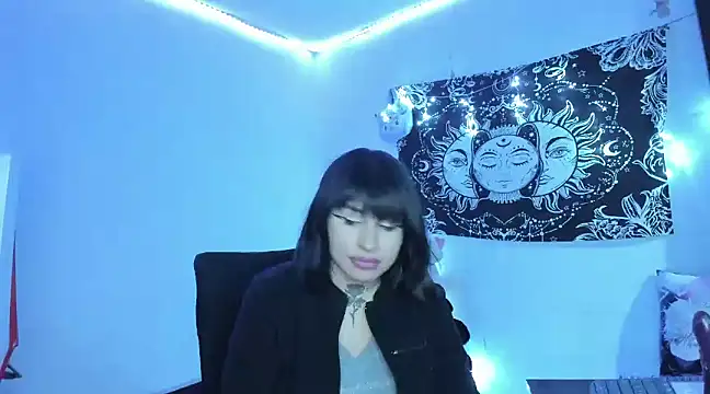 Snapshot of Venushexivu616 chatting on 4, 1, 2025 Venushexivu616 online show from 4, 1, 2025