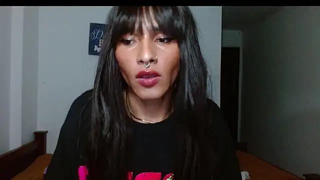 carolinemiller7 online show from 12, 2, 2025