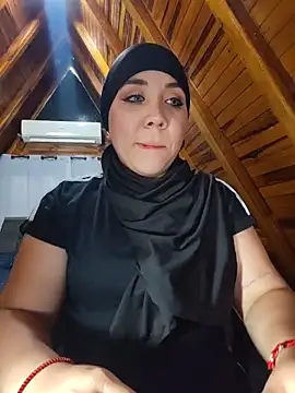 Snapshot of AmbarBurhan chatting on 21, 5, 2026 AmbarBurhan online show from 21, 5, 2026
