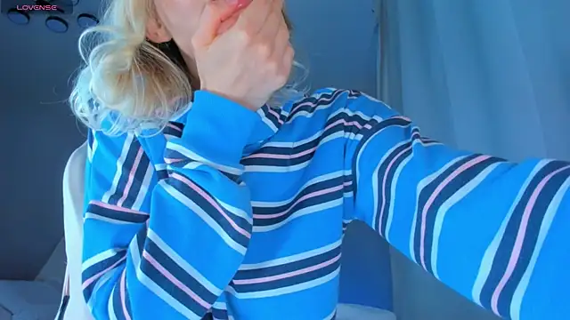 JennyWoody online show from 2, 10, 2025