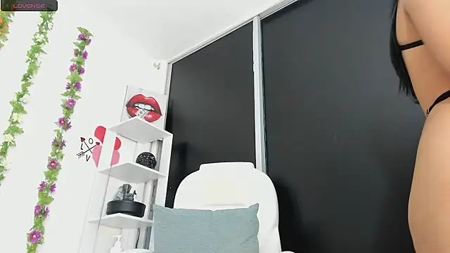 UrNewFantasy online show from 22, 1, 2025