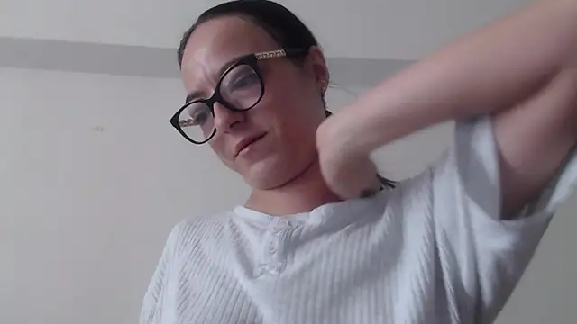 Snapshot of IzabelllNoir chatting on 5, 6, 2026 IzabelllNoir online show from 5, 6, 2026