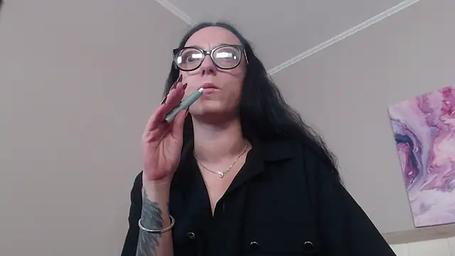 IzabelllNoir online show from 12, 7, 2026