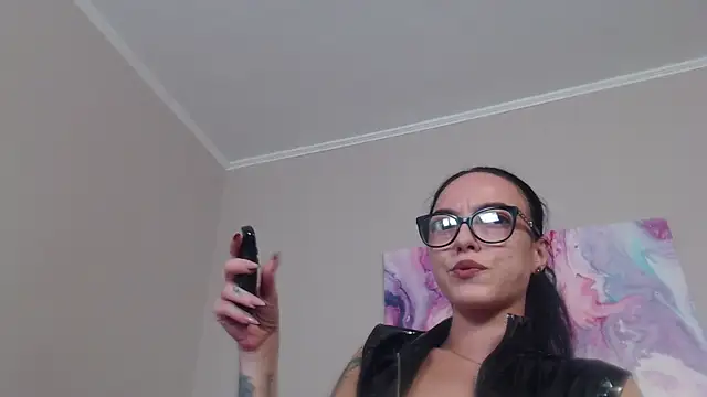 IzabelllNoir online show from 19, 7, 2026