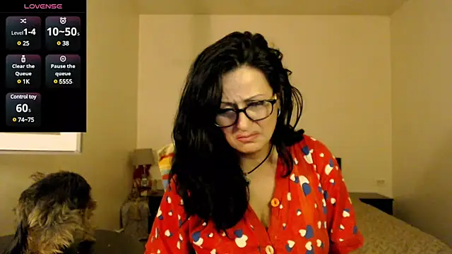 Snapshot of YourDreamLoverr chatting on 4, 3, 2025 YourDreamLoverr online show from 4, 3, 2025