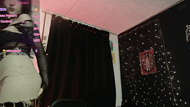 Snapshot of niakat_ chatting on 4, 3, 2025 niakat online show from 4, 3, 2025