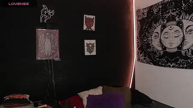 Snapshot of niakat_ chatting on 10, 9, 2025 niakat online show from 10, 9, 2025