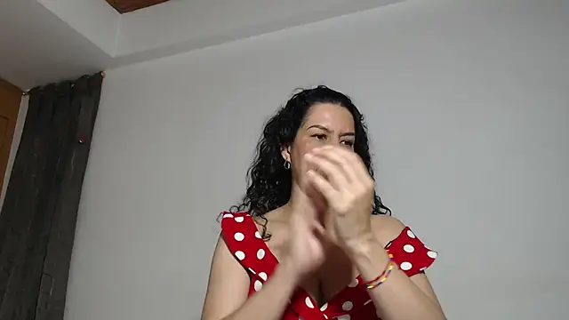 Sharickleon11 online show from 9, 10, 2025