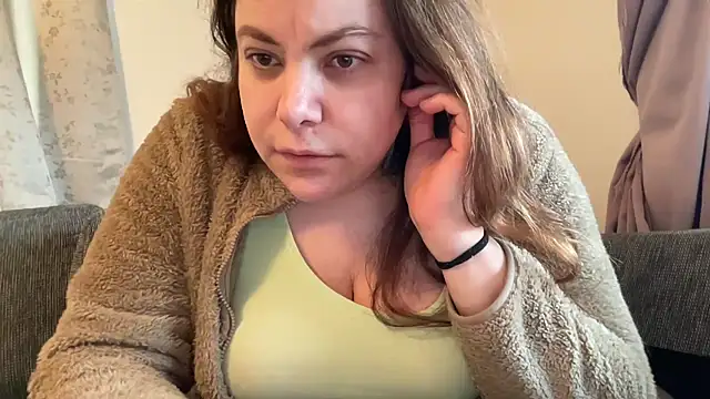 cumwithmee3 online show from 5, 11, 2025