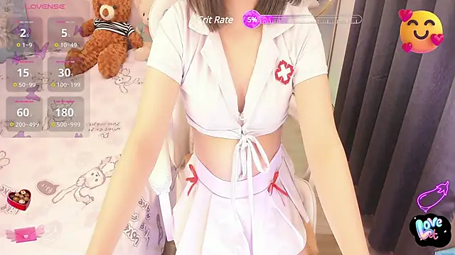 Yuka Chan online show from 12, 2, 2025