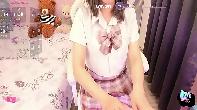 Yuka Chan online show from 1, 3, 2025