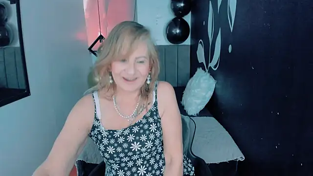 ScarletHoot  online show from 11, 12, 2024