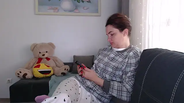  JustmeHere  online show from 7, 11, 2025