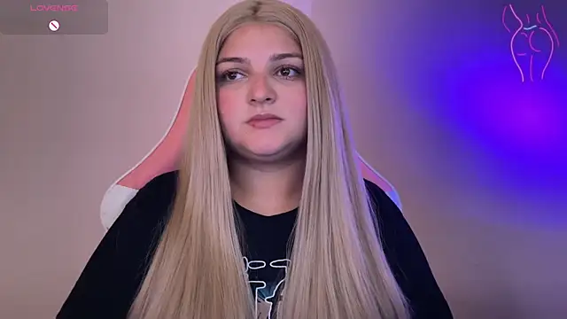 SweetPaige  online show from 18, 2, 2025