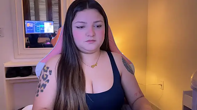 SweetPaige  online show from 16, 9, 2025