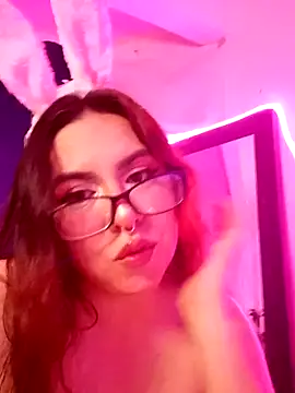 Snapshot of Celestte22 chatting on 24, 10, 2025 Celestte22 online show from 24, 10, 2025