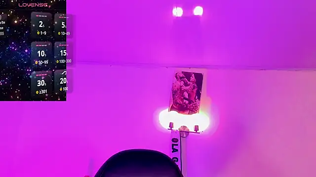 naomy  xx online show from 5, 12, 2025